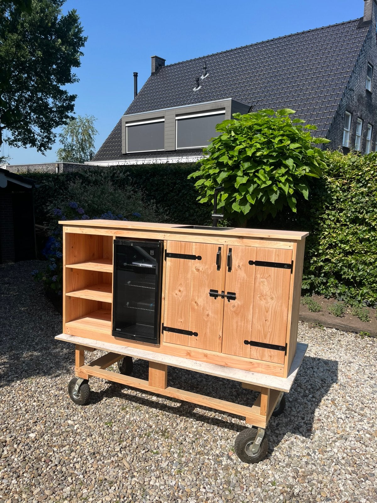 Douglas houten buitenkeuken, Dieren en Toebehoren, 110 cm of meer, Ophalen of Verzenden, Zo goed als nieuw, 90 cm of meer