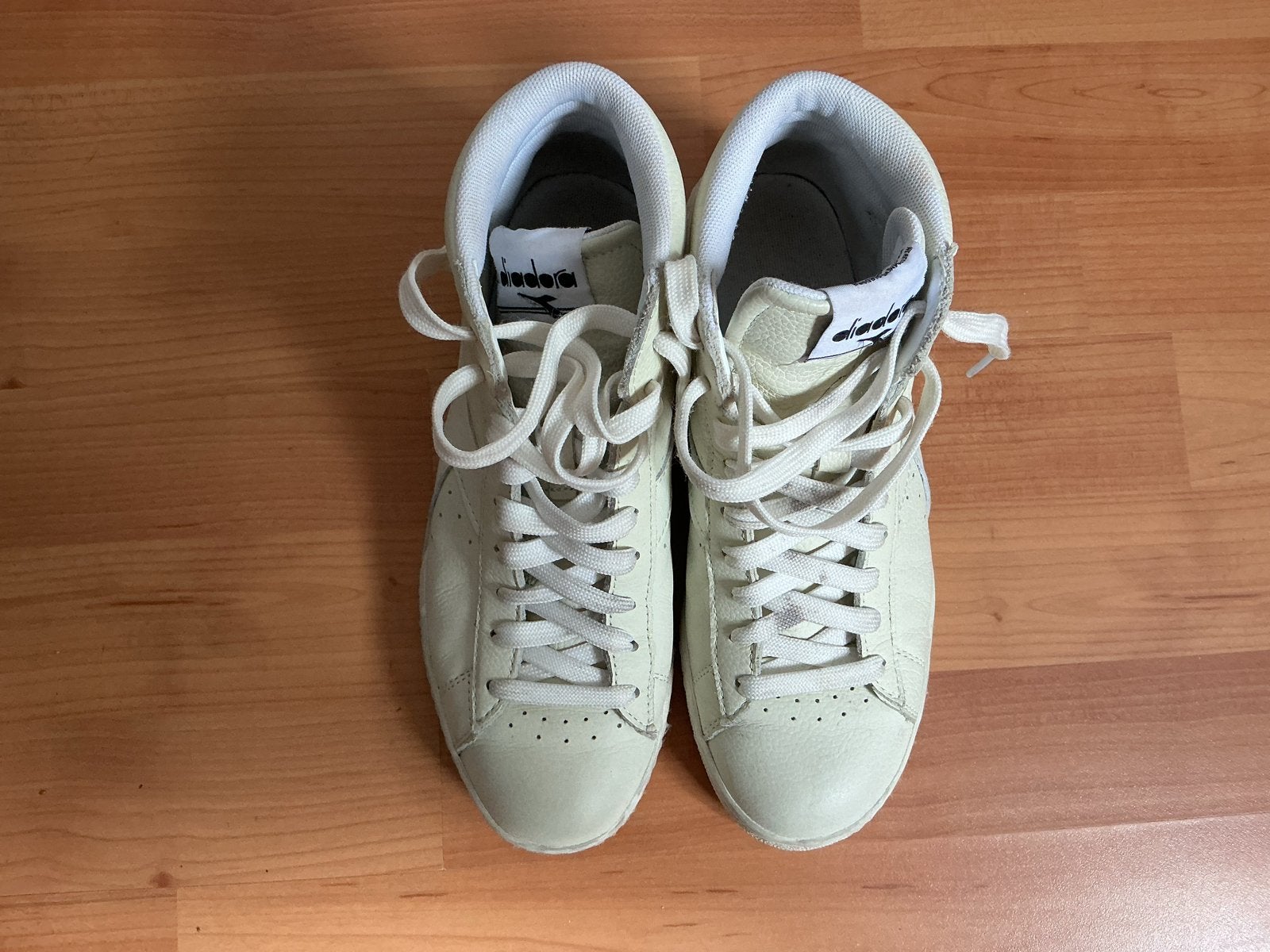 Diadora Hoge Sneakers Maat 38 - Roomwit, Ophalen of Verzenden, Zo goed als nieuw, Wit, Sneakers of Gympen