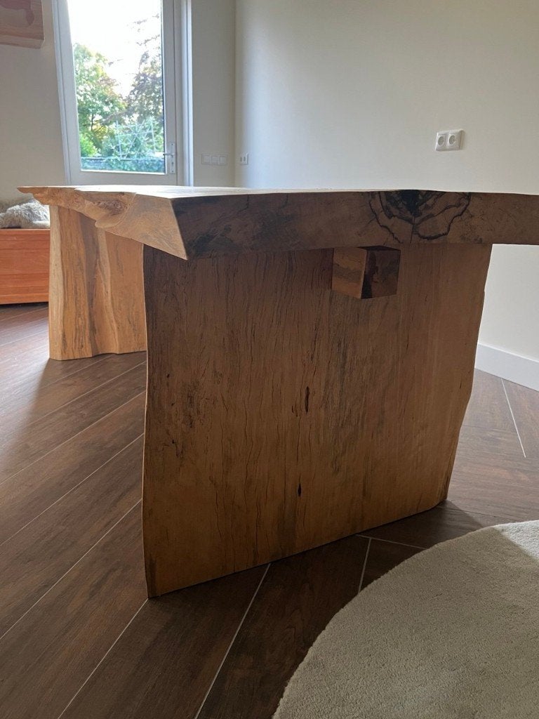 Unieke massief houten boomstamtafel – 220 cm – zeer dik blad, Huis en Inrichting, Ophalen, Gebruikt, Eikenhout, 200 cm of meer