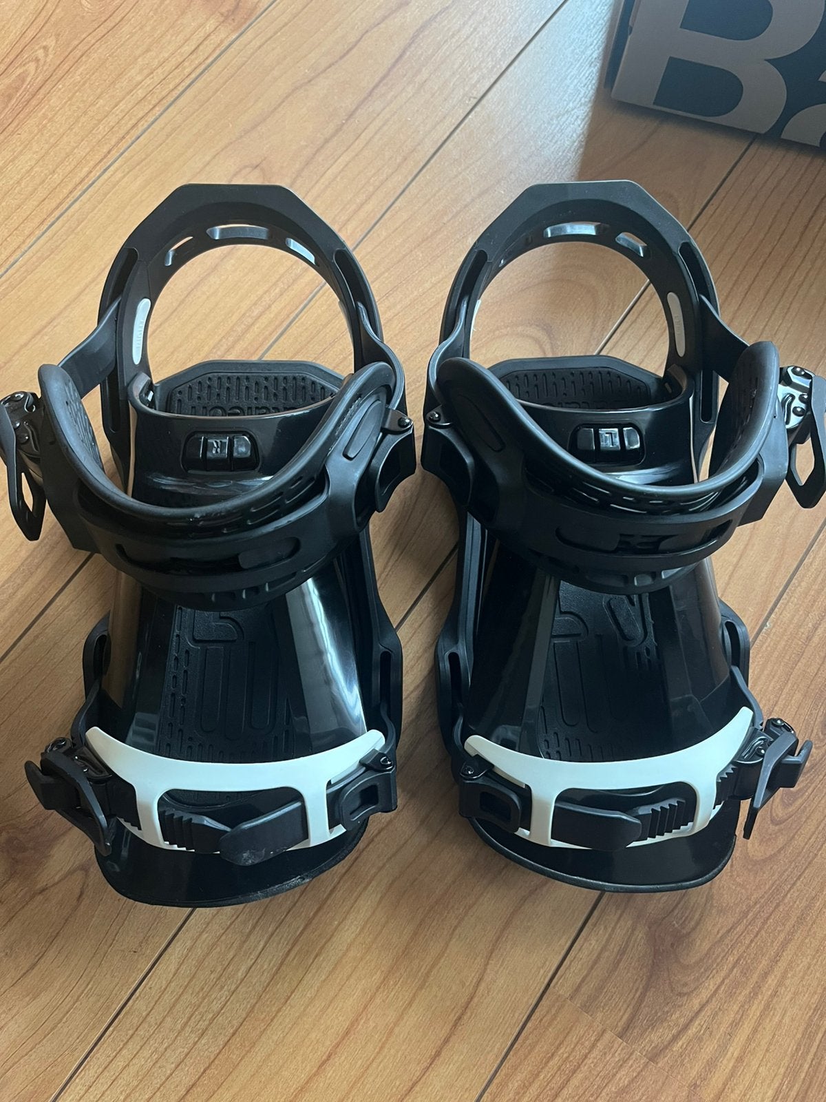 Bataleon snowboardbindingen maat M/L, Ophalen of Verzenden, Zo goed als nieuw, Bindingen