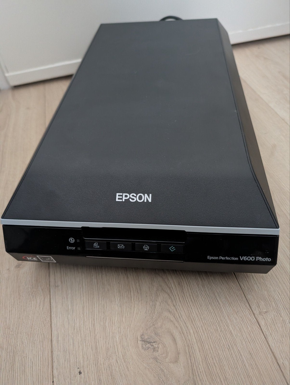 Epson Perfection V600 Photo scanner - Zo goed als nieuw, Computers en Software, Scanners, Ophalen, Epson, Zo goed als nieuw, MacOS