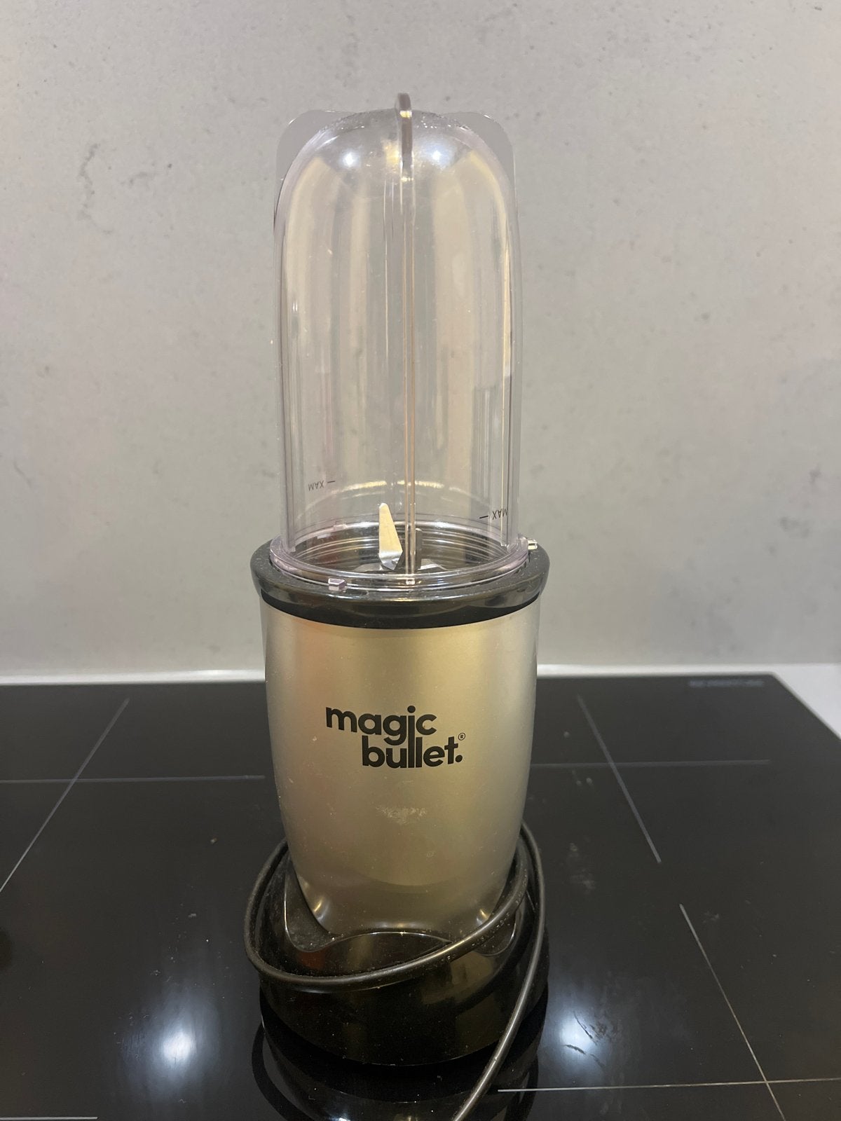 Magic Bullet Blender - Compacte en krachtige mixer, Minder dan 1 liter, Ophalen of Verzenden, Gebruikt, 1 snelheid