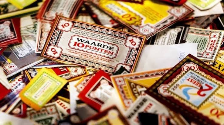GEZOCHT  Arme STUDENT zoekt Douwe Egberts punten of spullen!, Ophalen of Verzenden