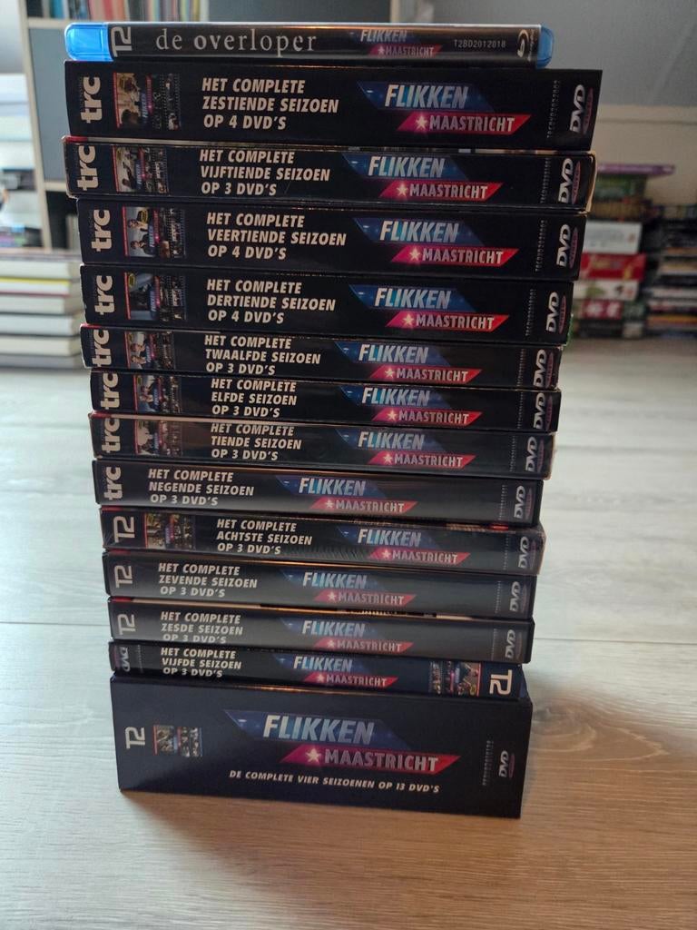 Flikken Maastricht - Complete serie seizoen 1 tm 16 + film, Cd's en Dvd's, Dvd's | Tv en Series, Ophalen of Verzenden, Zo goed als nieuw
