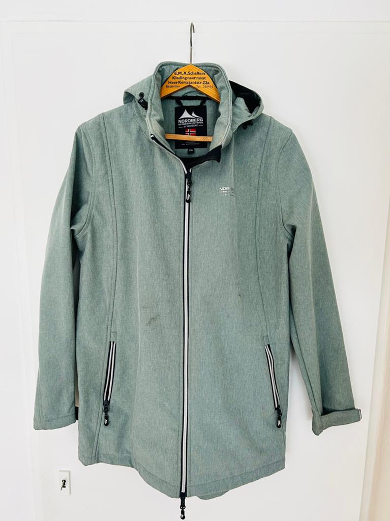 Outdoor softshell Nordberg Noorse jas, Kleding | Dames, Ophalen of Verzenden, Zo goed als nieuw, Maat 42/44 (L), Groen