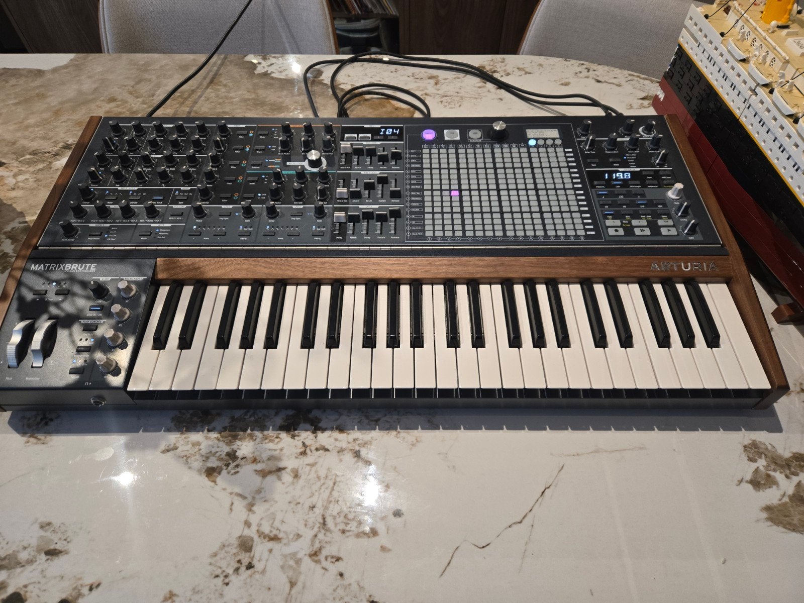 Arturia MatrixBrute, Muziek en Instrumenten, Synthesizers, Gebruikt, Met midi-aansluiting, Ophalen, 49 toetsen