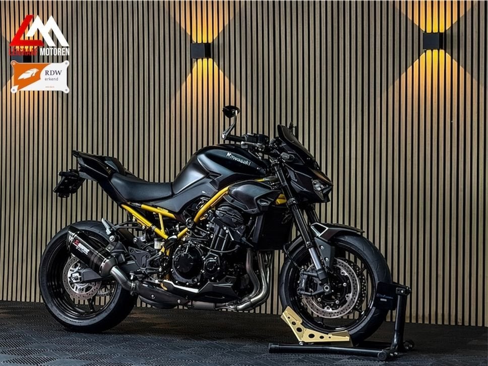KAWASAKI Z900 PERFORMANCE - 2026 - Akrapovic - Quickshifter, 4 cilinders, 948 cc, Bedrijf, Onbekend