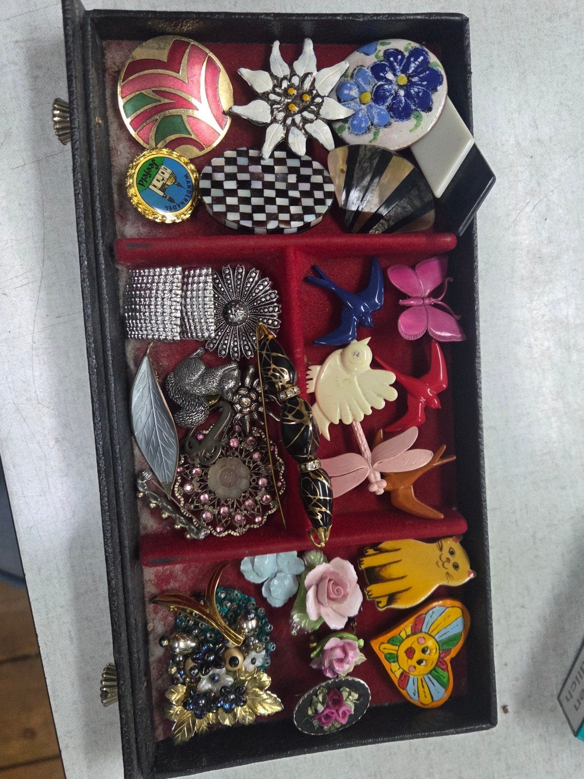 Vintage Broches Collectie - Diverse Stijlen en Materialen, Overige materialen, 4 tot 7 cm, Gebruikt, Overige kleuren