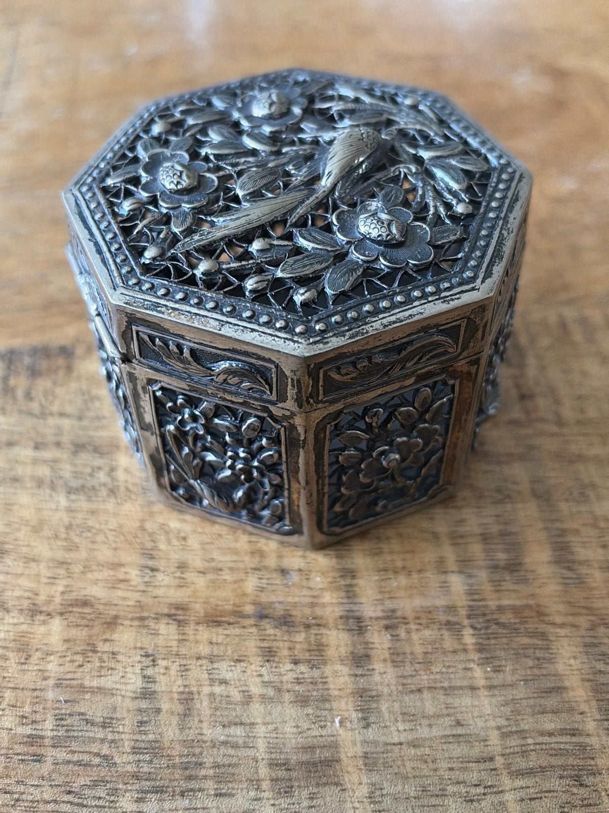 Antiek Zilveren Octagonaal Doosje - Cambodja/Khmer (T90%), Ophalen, Zilver