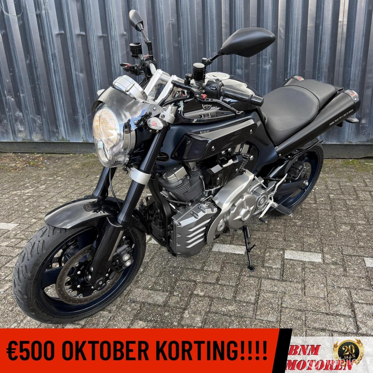 Yamaha MT-01, Sportuitlaat, 1670 cc, Meer dan 35 kW, Toermotor