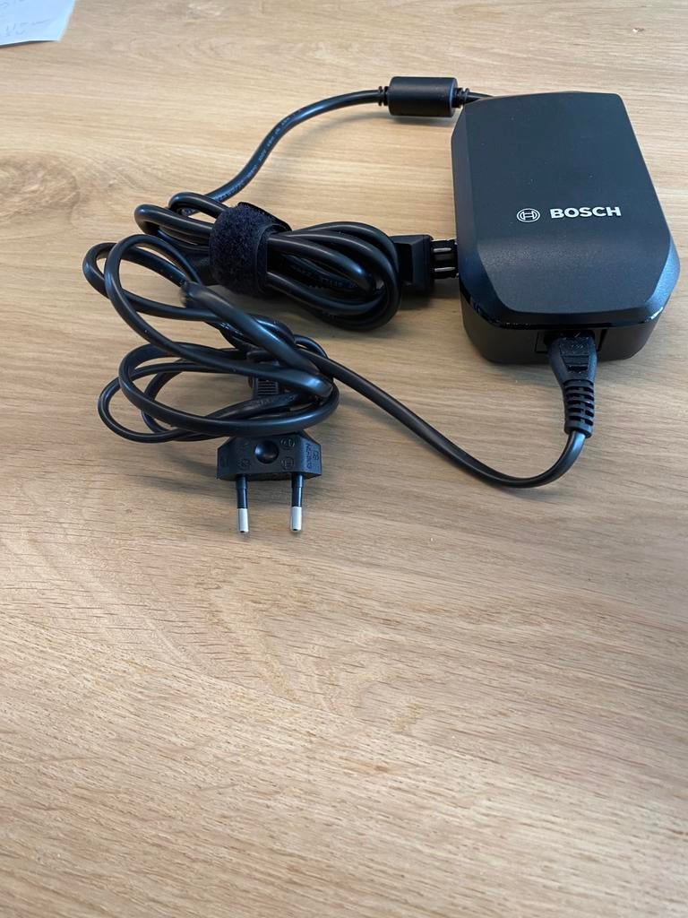 Bosch accu oplader (nieuw), Fietsen en Brommers, Ophalen, Nieuw