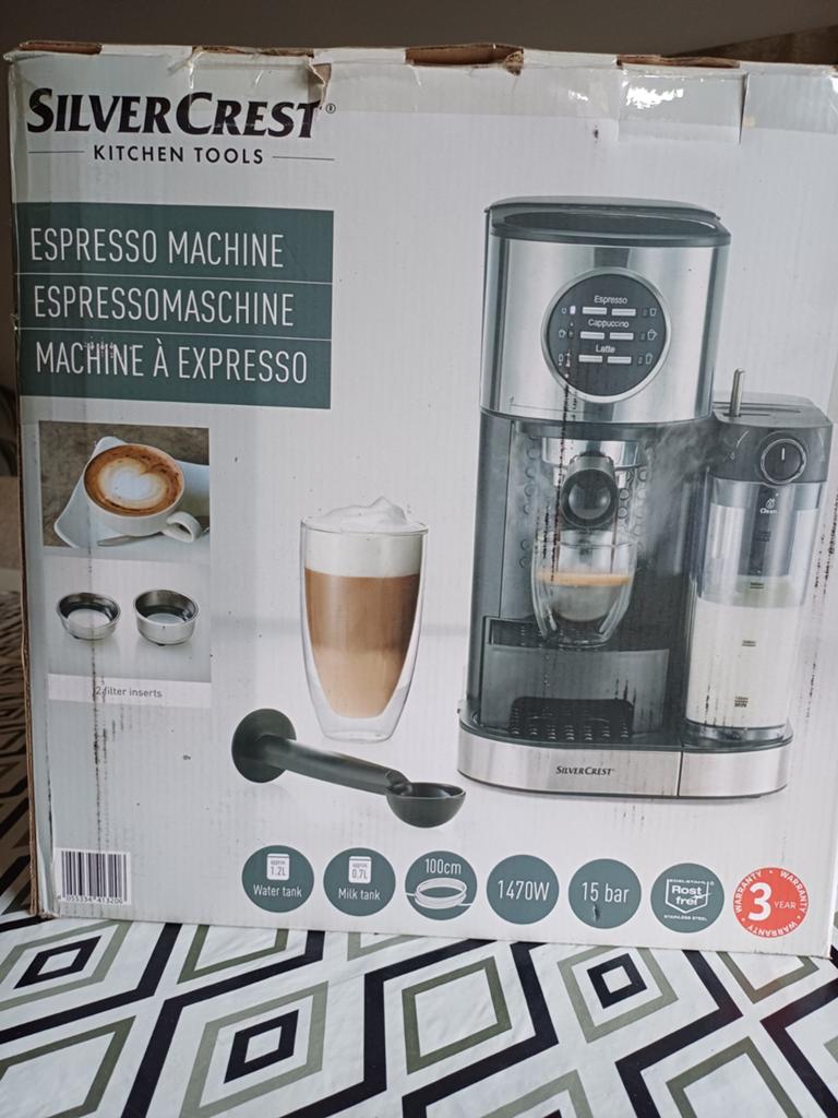 SilverCrest Espressomachine met Melkopschuimer, Witgoed en Apparatuur, Koffiezetapparaten, Espresso apparaat, Gemalen koffie, Ophalen of Verzenden
