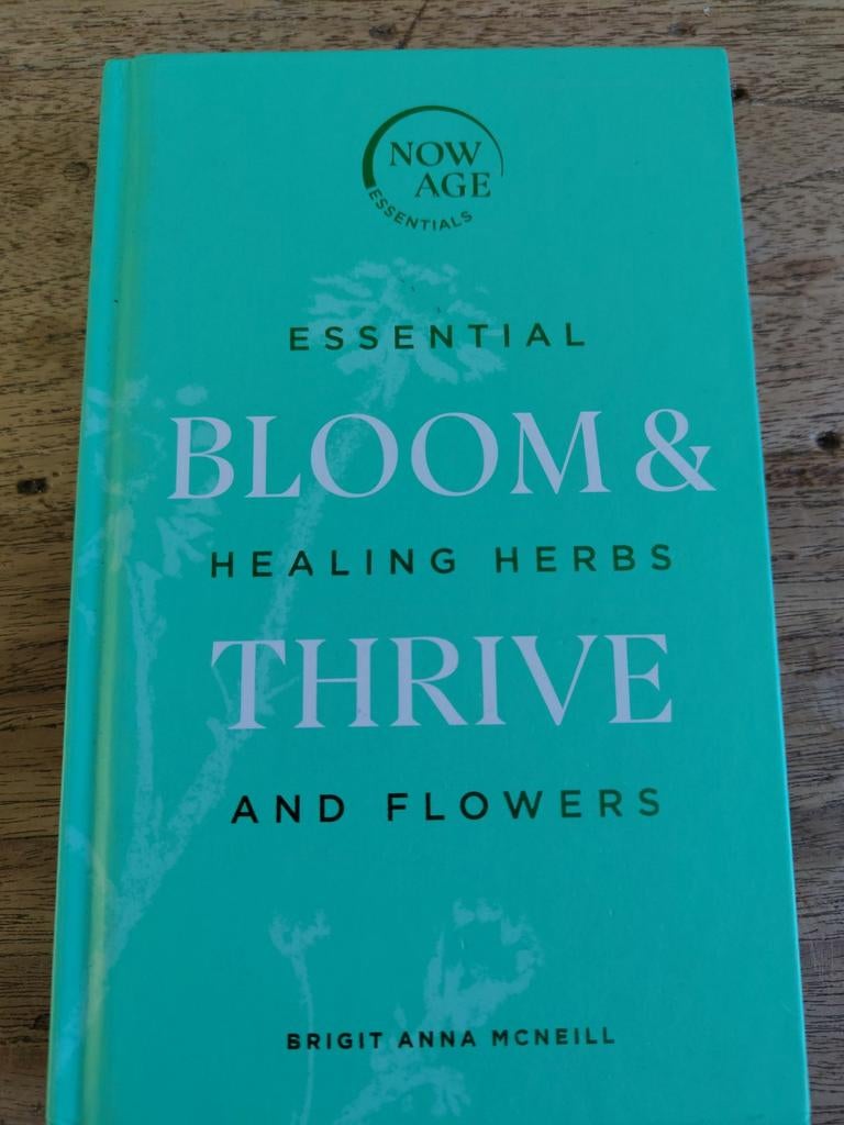 Bloom & thrive -Bridget Anna Mcneill, Ophalen of Verzenden, Nieuw, Overige onderwerpen