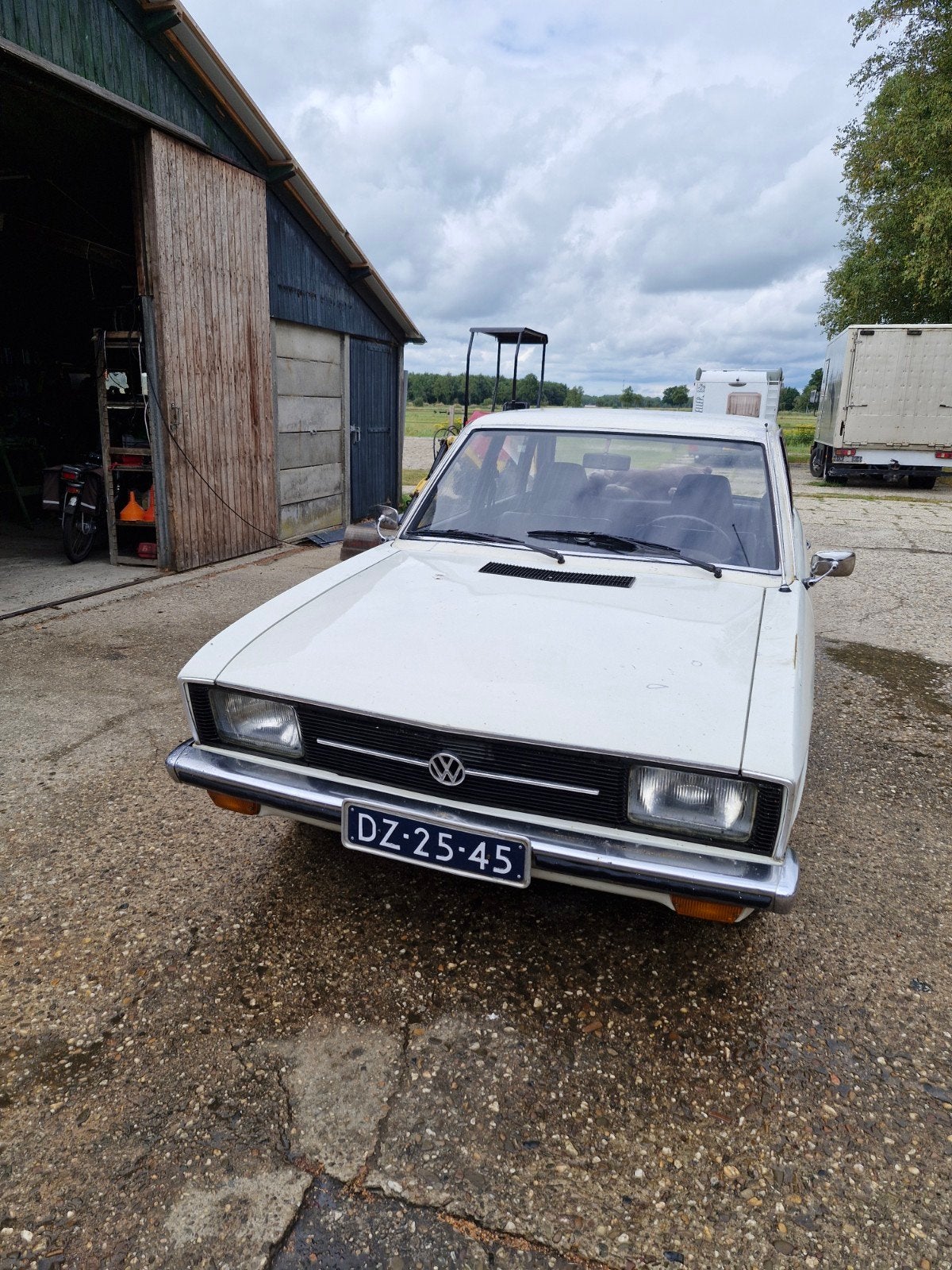Volkswagen  K70L 1970 LPG., Voorwielaandrijving, Wit, 1010 kg, Handgeschakeld