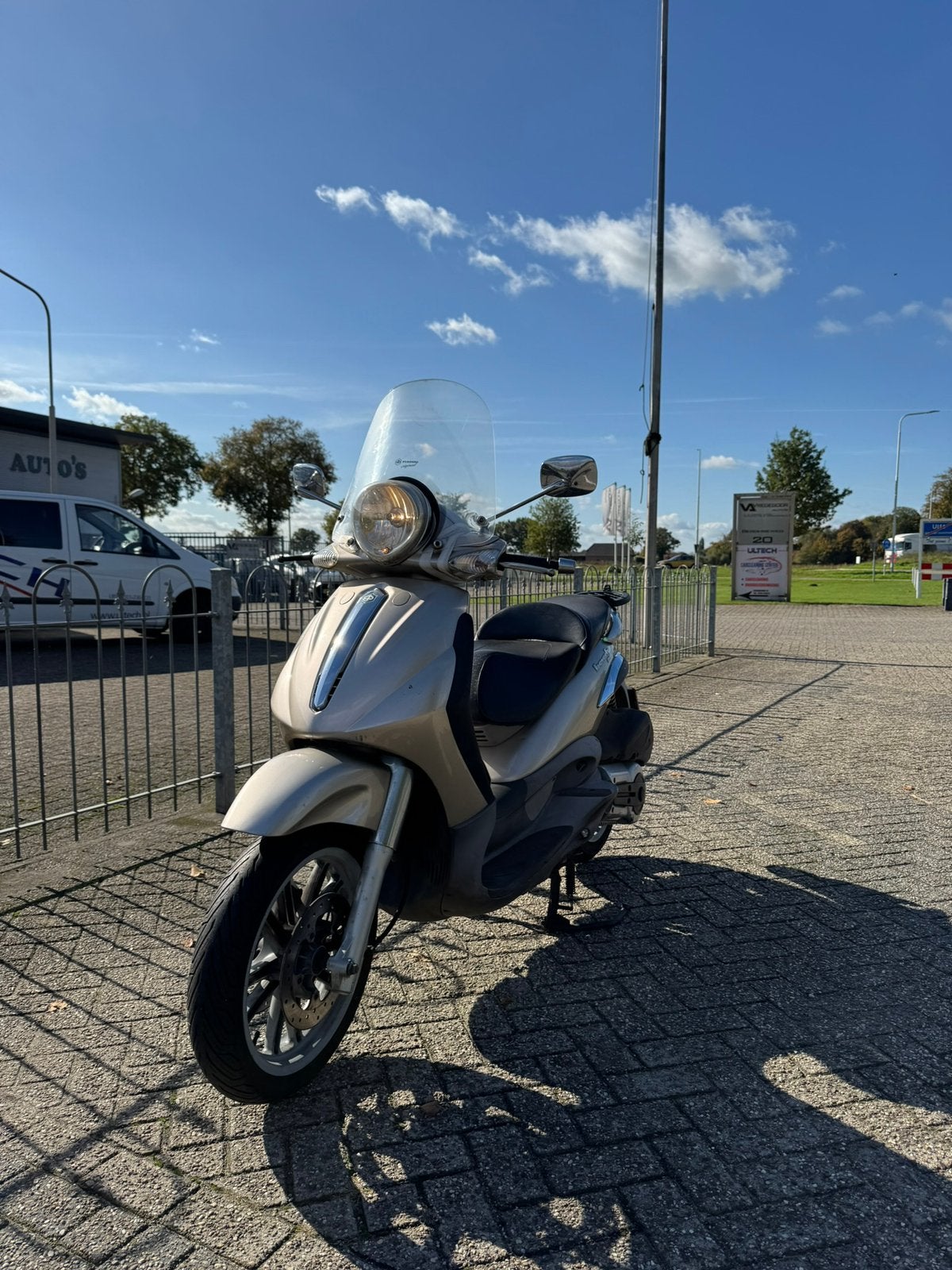 Piaggio Beverly 500 Motorscooter, Ophalen, Zo goed als nieuw, Benzine, Vespa