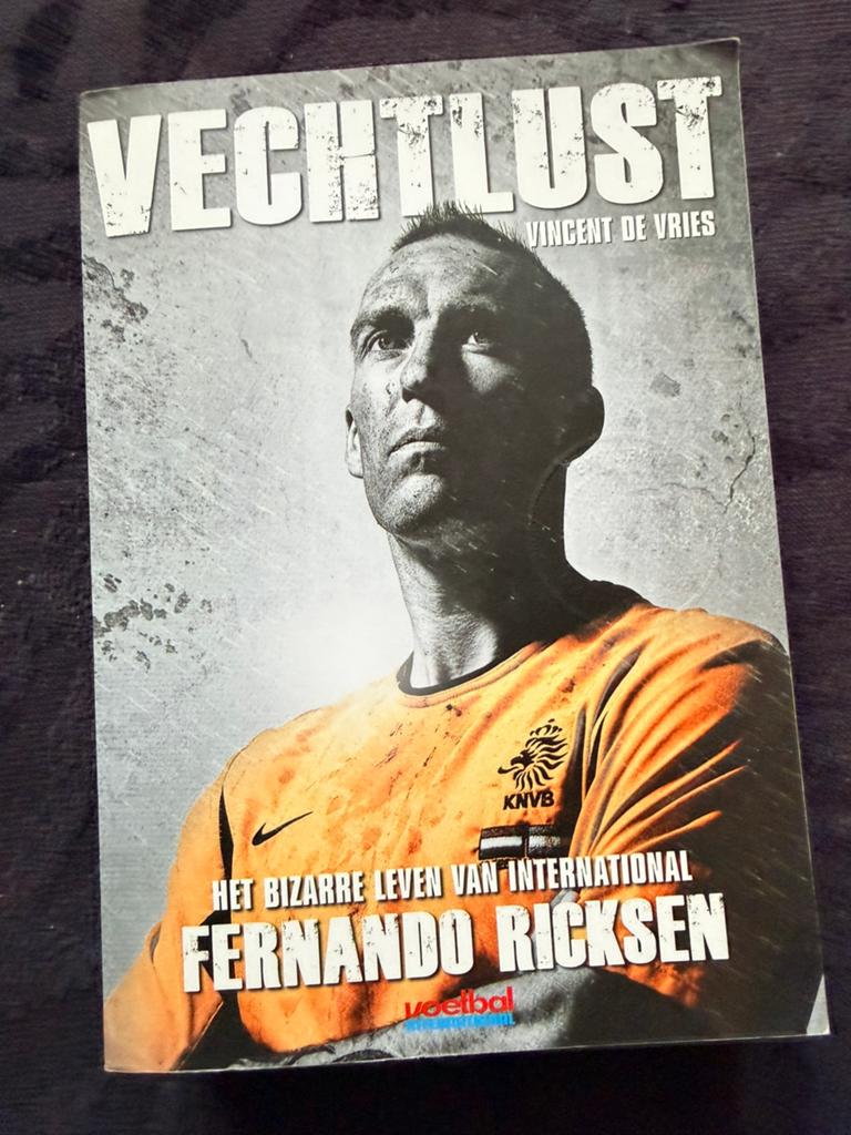 Vechtlust: Het bizarre leven van Fernando Ricksen, Ophalen of Verzenden, Nieuw, Balsport