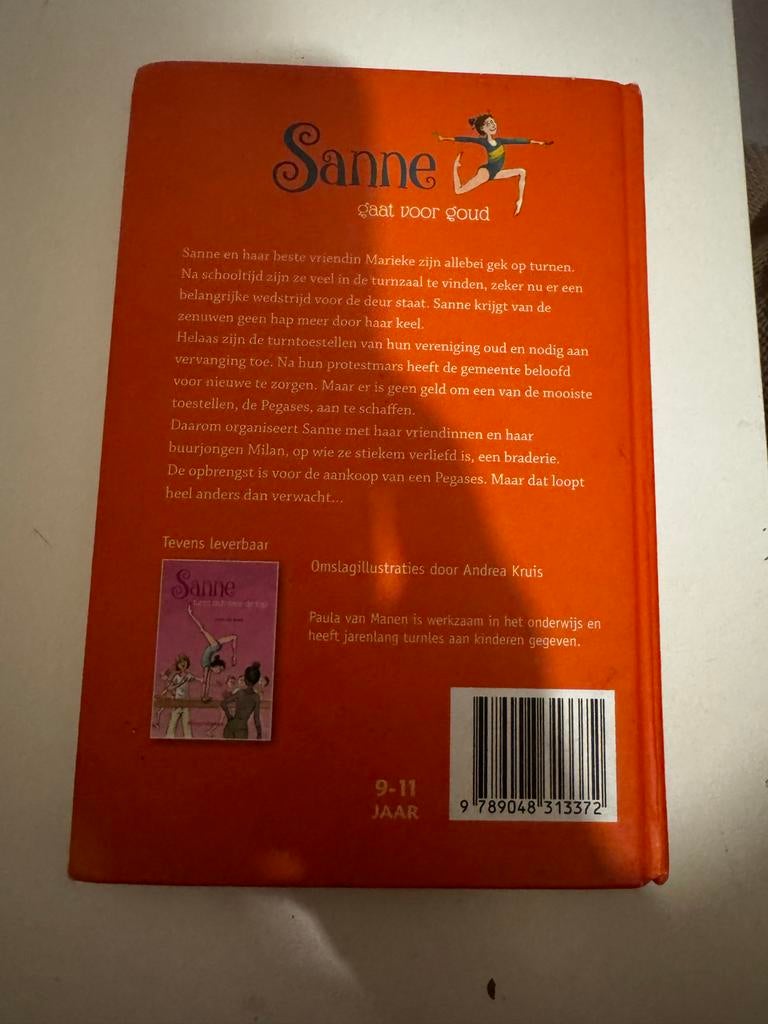 Sanne gaat voor goud - Paula van Manen (turnboek), Boeken, Ophalen of Verzenden, Gelezen, Fictie algemeen