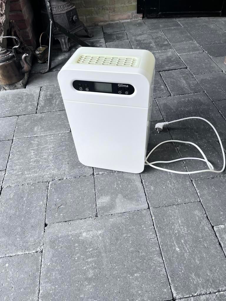Qlima D 512 ontvochtiger., Witgoed en Apparatuur, Ophalen, Minder dan 60 m³, 3 snelheden of meer, Zo goed als nieuw