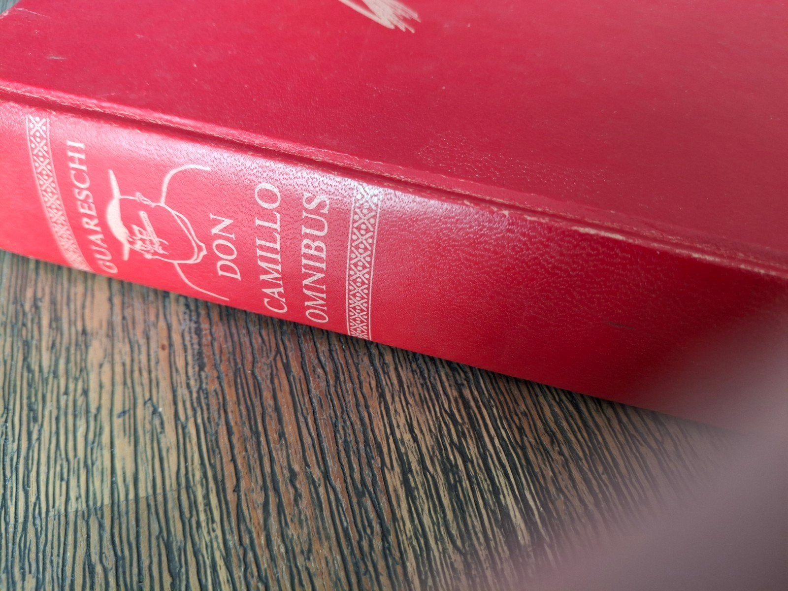 Don Camillo Omnibus - Giovannino Guareschi, Ophalen of Verzenden, Zo goed als nieuw, Giovannino Guareschi