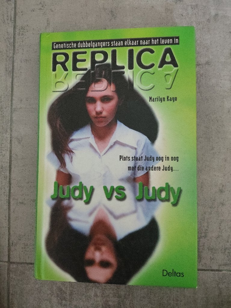 Replica Judy vs Judy in nette staat, Ophalen of Verzenden, Zo goed als nieuw