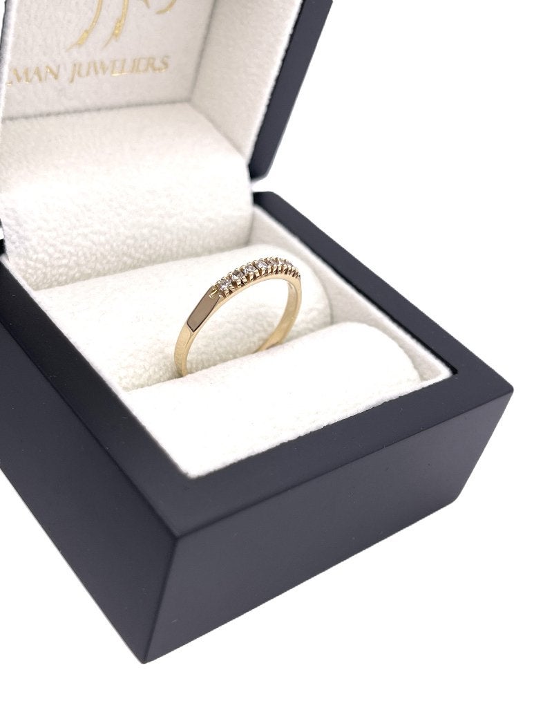 14 Karaat Gouden Rijring 0.15 Briljant Geslepen Diamant, Ophalen, -, Zo goed als nieuw, Met edelsteen