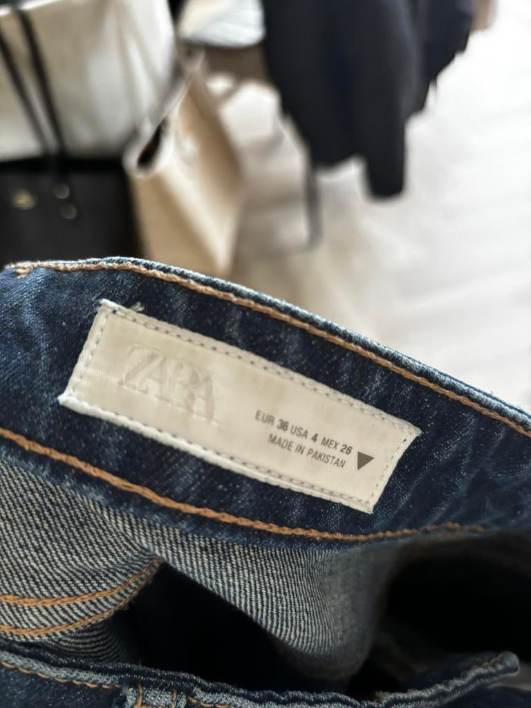 Zara Jeans maat 36, Ophalen of Verzenden, Zo goed als nieuw, Blauw, W28 - W29 (confectie 36)
