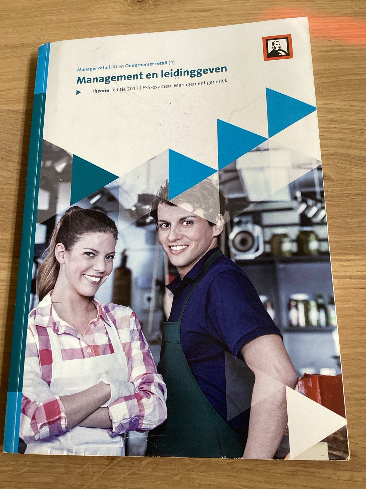 Management en leidinggeven - Theorie 2017, Ophalen of Verzenden, Gamma, Gelezen, MBO