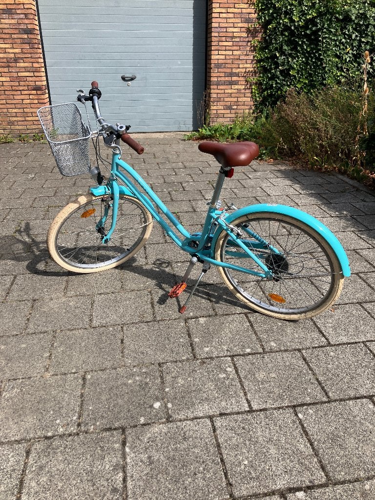 Elops kinderfiets lichtblauw met mand en versnellingen, Fietsen en Brommers, Fietsen | Meisjes, Ophalen, Velgrem, Versnellingen