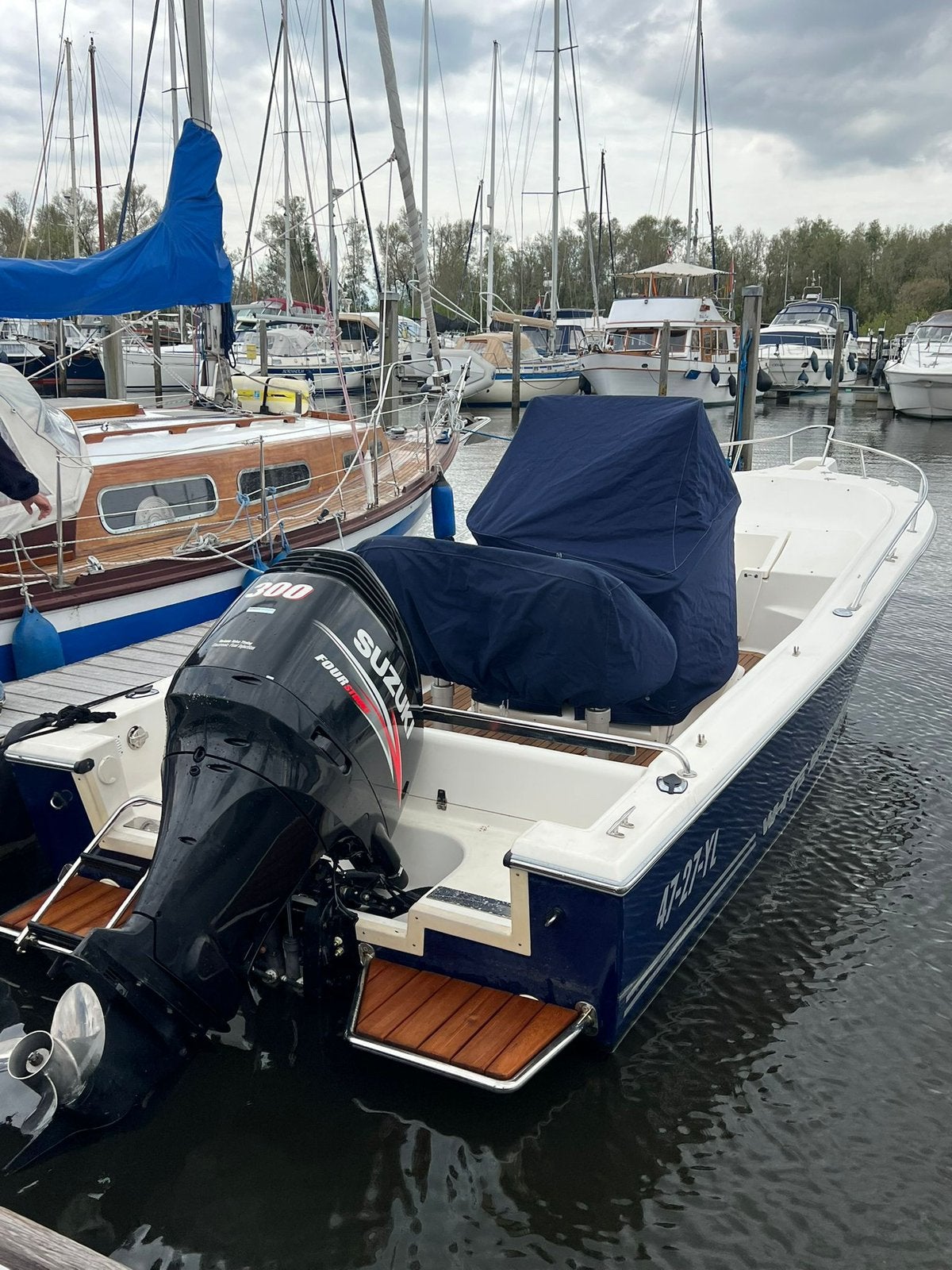 Nette white shark 225, Watersport en Boten, Overige merken, Buitenboordmotor, 80 cm, Zo goed als nieuw