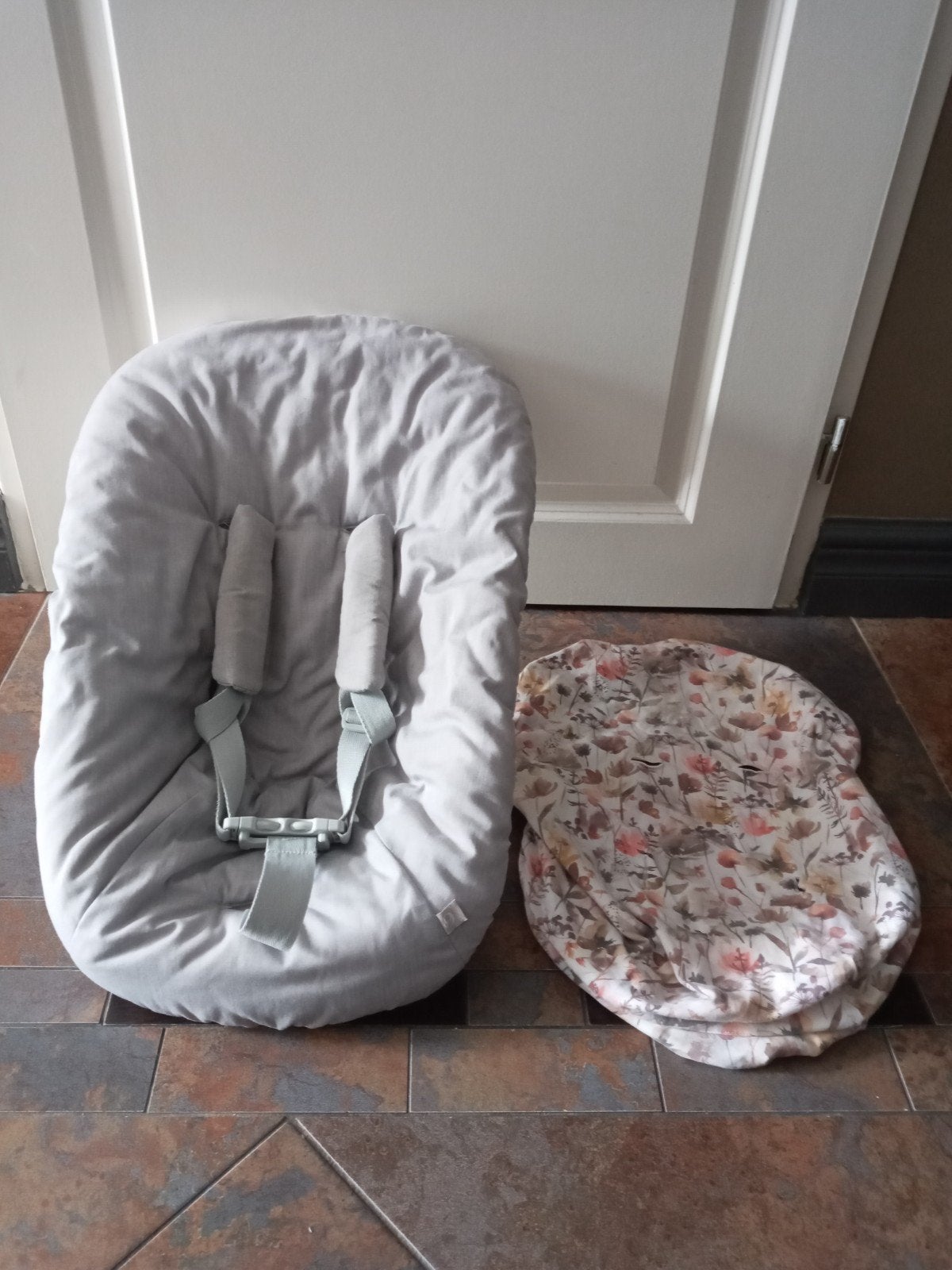 stokke newbornset nieuw model met hoes, Ophalen, Zo goed als nieuw, Meegroeistoel