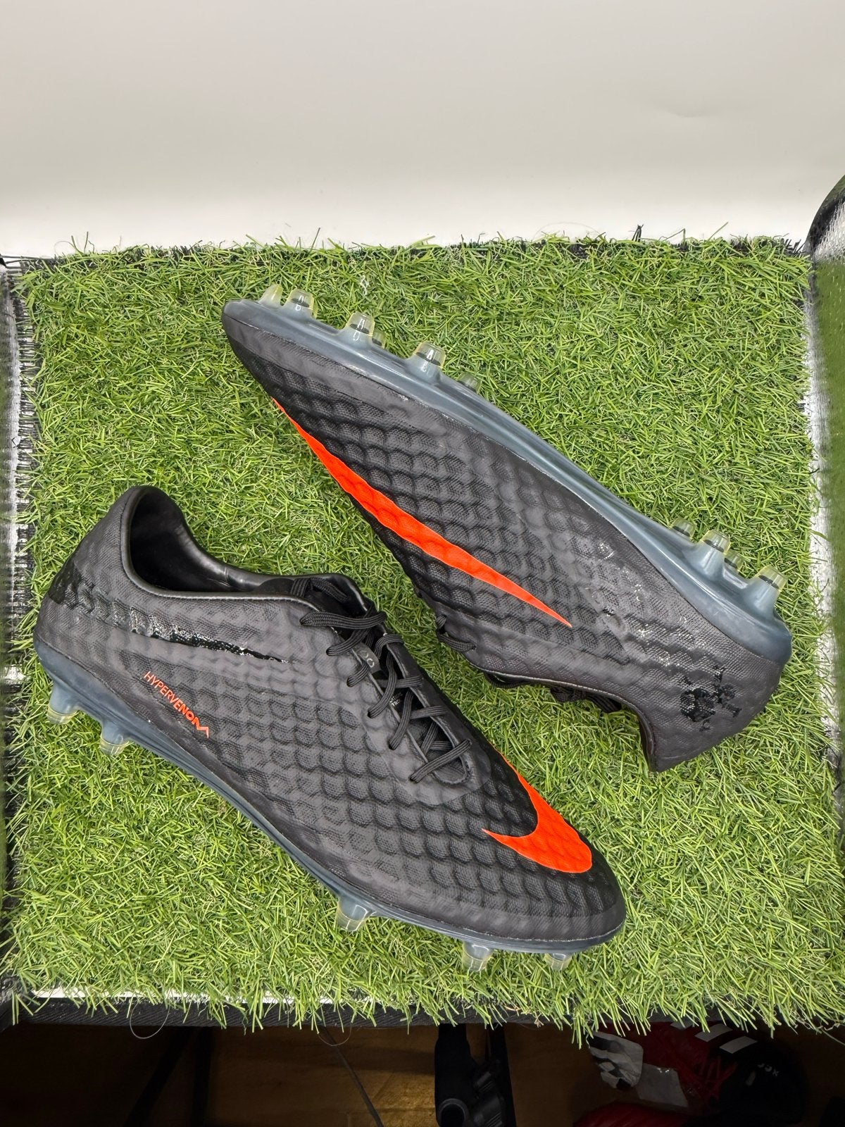 Nike Hypervenom Phantom FG “ Dark Charcoal”, Ophalen of Verzenden, Nieuw, Schoenen