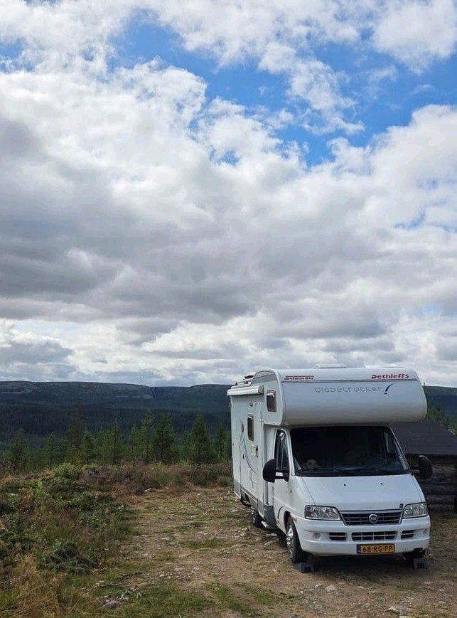Dethleffs, stapelbed, Airco, stapelbed, onderhoudsboekjes, Caravans en Kamperen, Standaard zit, Ringverwarming, Fiat, Luifel
