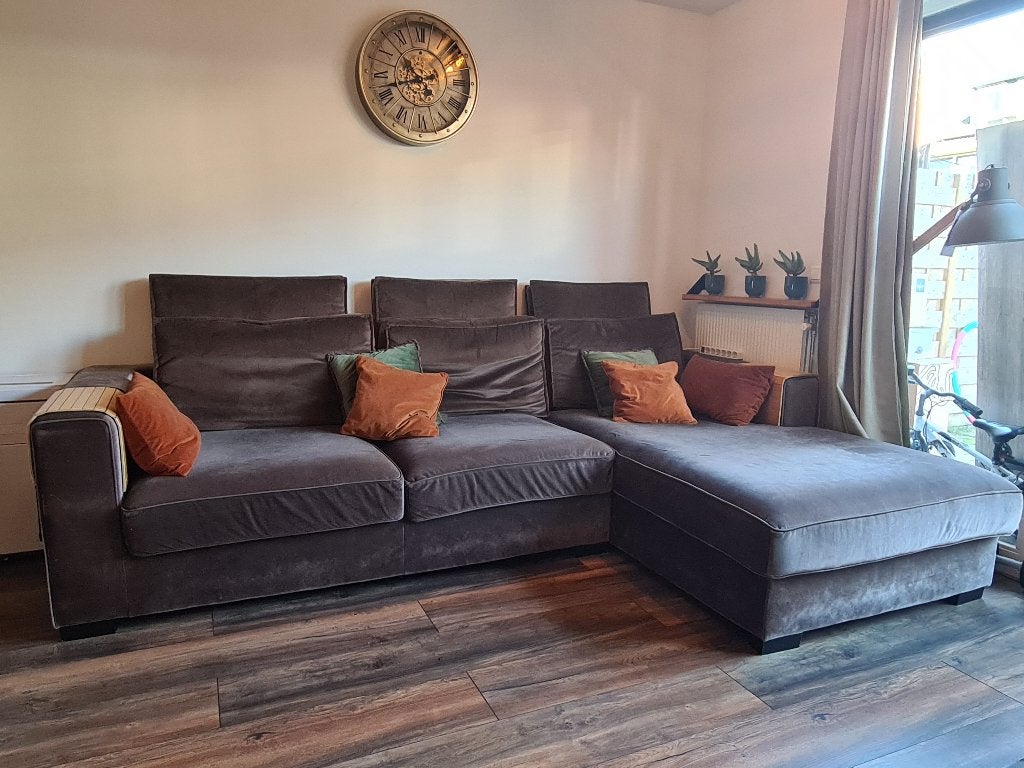 Grote luxe hoekbank / loungebank van A-Meubel – 310 cm breed, Huis en Inrichting, Banken | Bankstellen, Ophalen, Gebruikt, 100 tot 125 cm