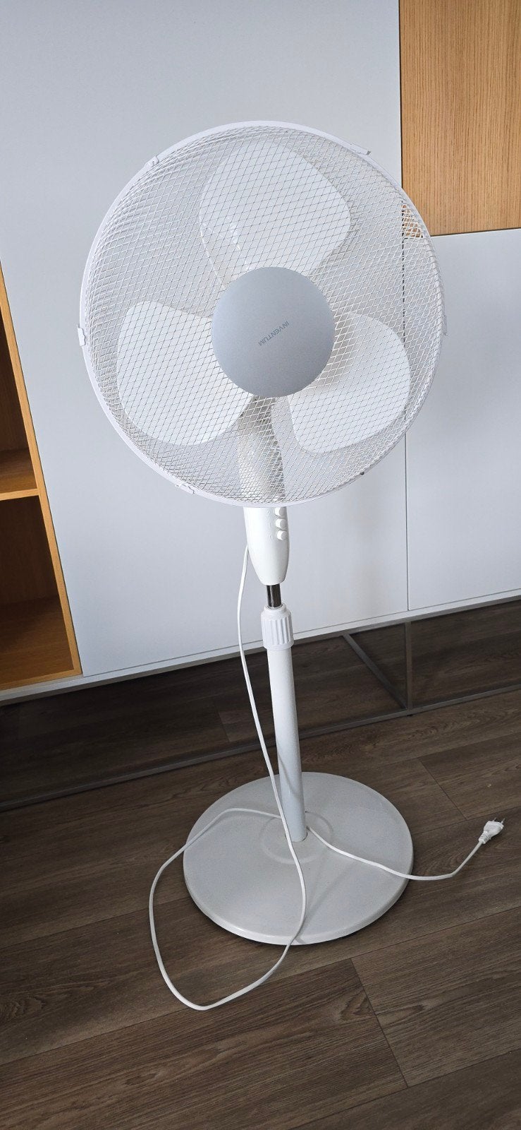 Inventum VST401W Statiefventilator - Zo goed als nieuw, Witgoed en Apparatuur, Ophalen, Zo goed als nieuw, Statiefventilator