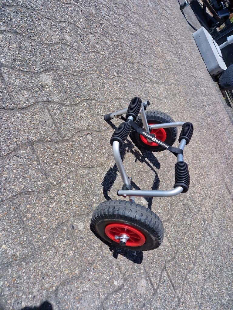 Aqua Design Loop/Transportkar €20, Watersport en Boten, Ophalen, Gebruikt, CH, Info@postmawatersport.nl