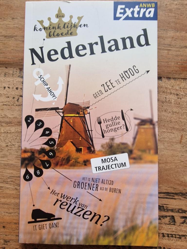 ANWB Extra Reisgids Nederland - Koninklijke Bloede, Ophalen of Verzenden, Zo goed als nieuw, Reisgids of -boek, ANWB