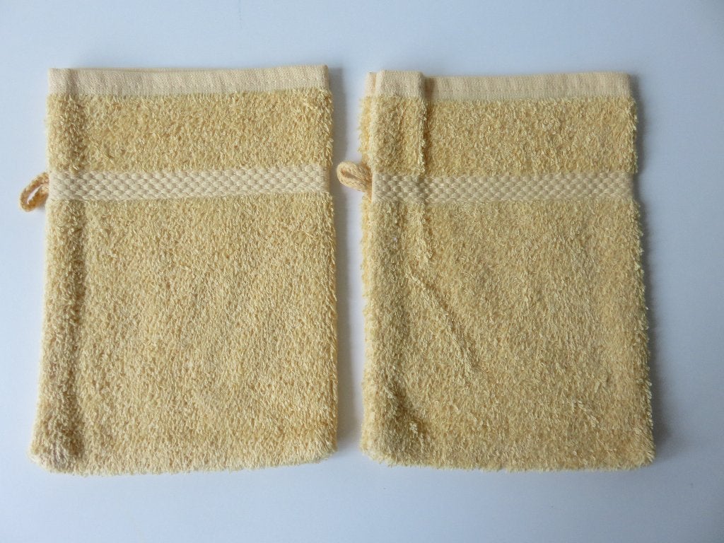 2 lichtgele washandjes (nieuw), Ophalen of Verzenden, Nieuw, Geel, Overige typen