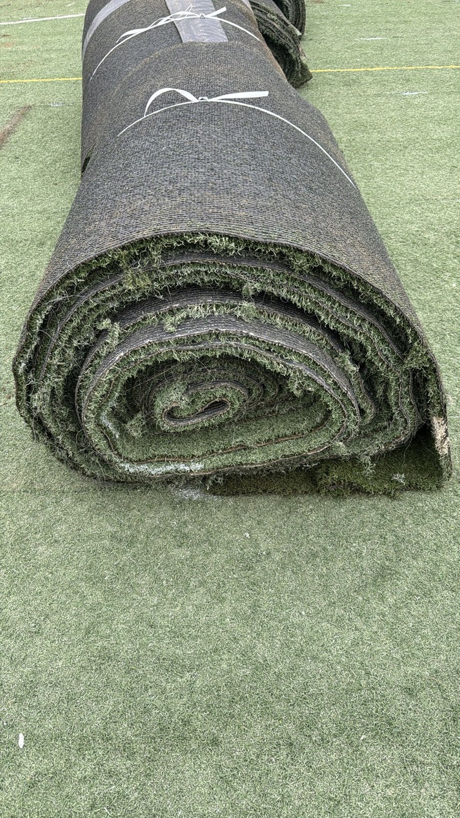 Gebruikt kunstgras rollen 2 bij 32 meter 125 per rol, Ophalen, Gebruikt, 20 m² of meer, Kunstgras