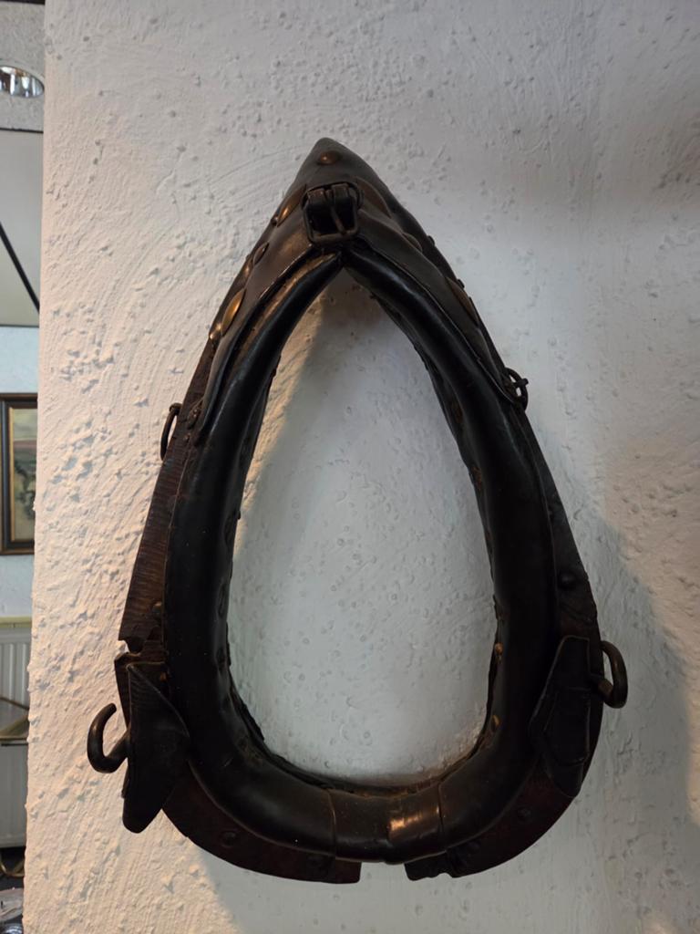 3 Antieke Paardenhamen/Paardenkragen (Leder & Smeedijzer), Ophalen