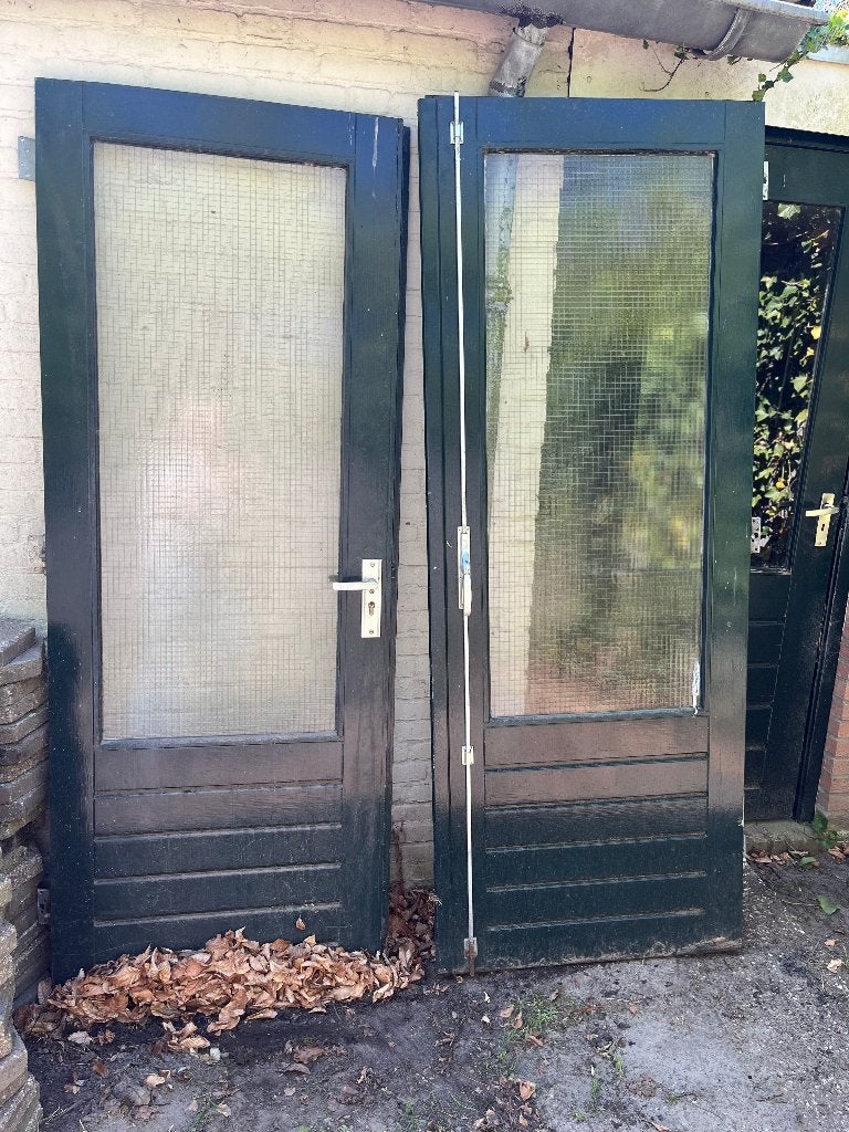 Hardhouten dubbele buitendeuren, Doe-het-zelf en Verbouw, Deuren en Horren, Ophalen, Gebruikt, 80 tot 100 cm, Buitendeur