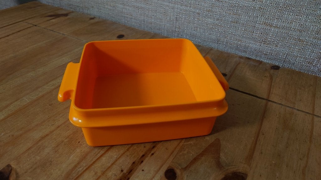 Tupperware To go bakje 1362- Oranje, Huis en Inrichting, Keuken | Tupperware, Zo goed als nieuw, Overige typen, Oranje, Ophalen of Verzenden