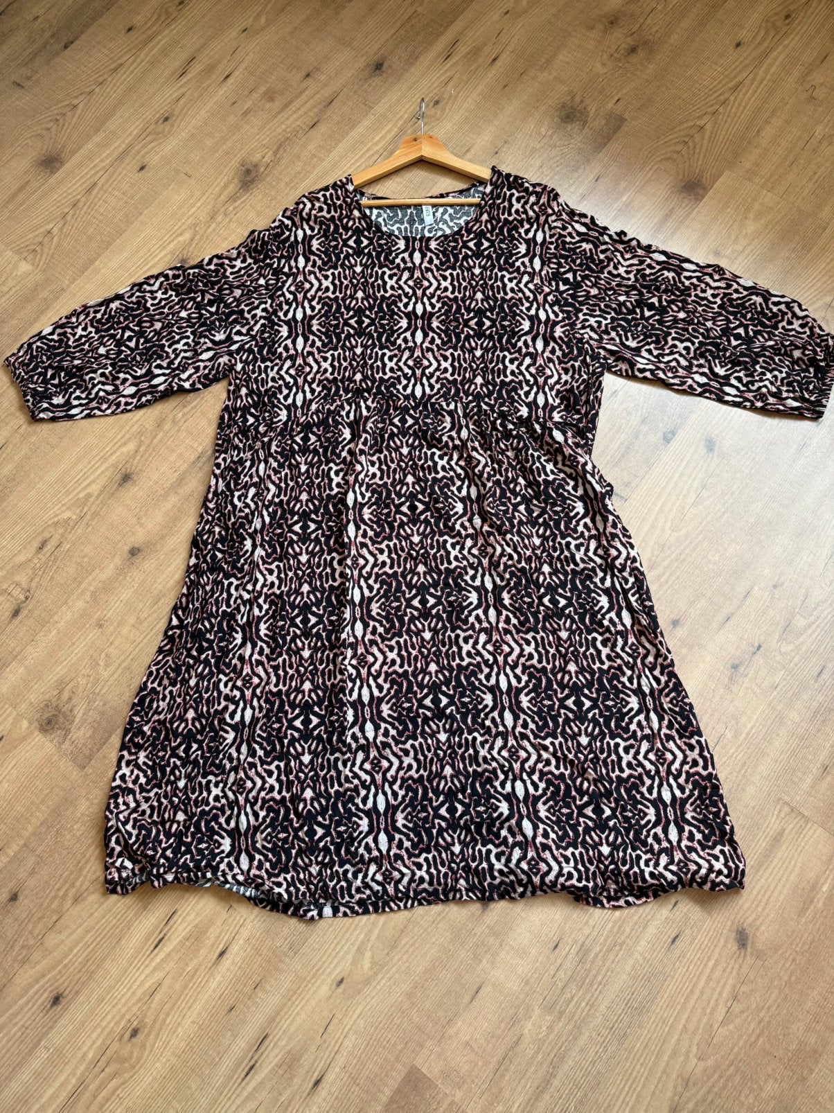 Zomerjurkje   v Ciso dames mt 54 tijgerprint, Kleding | Dames, Grote Maten, Verzenden, Gedragen, Zwart, Jurk