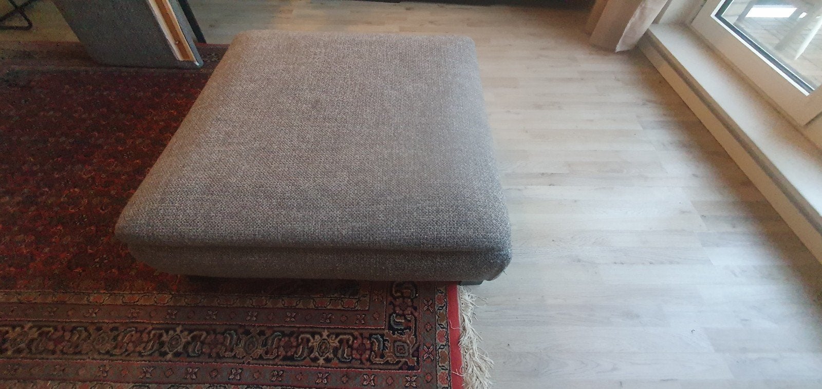 IKEA Poef - Comfortabele voetenbank of extra zitplaats, Ophalen, Gebruikt, Modern, Scandinavisch, Stof