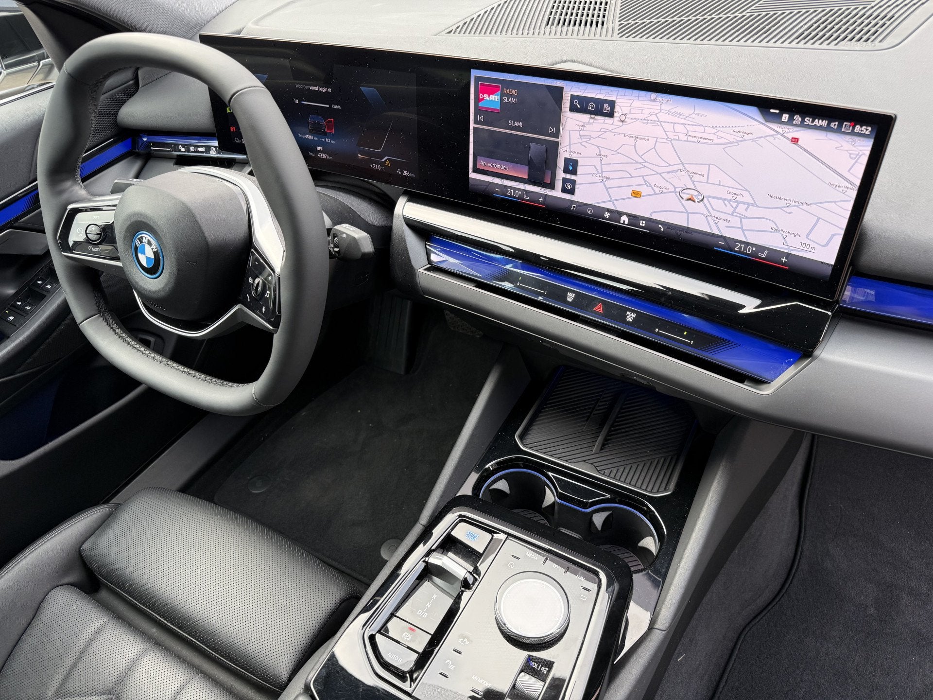 BMW i5 eDrive40 84 kWh, SOH 96% | Edition-Sport | Camera | N, Auto's, BMW, Automaat, Achterwielaandrijving, Gebruikt, Zwart