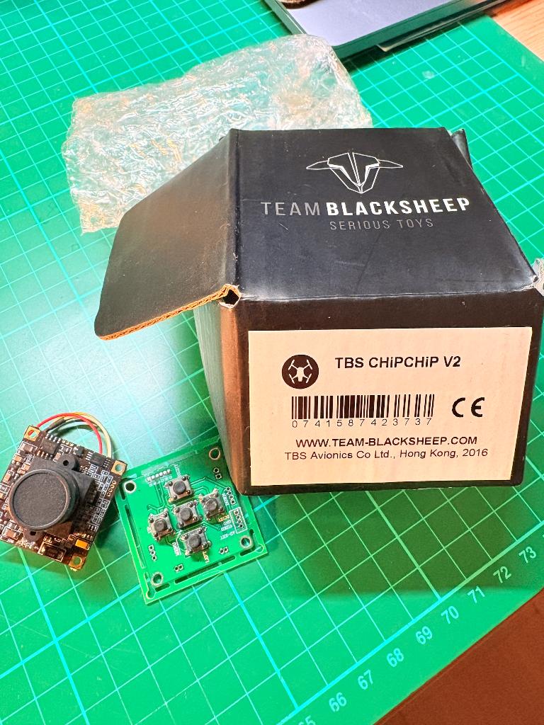 TBS ChipChip V2 FPV Camera – Budget-Friendly & Reliable, Ophalen of Verzenden, Nieuw