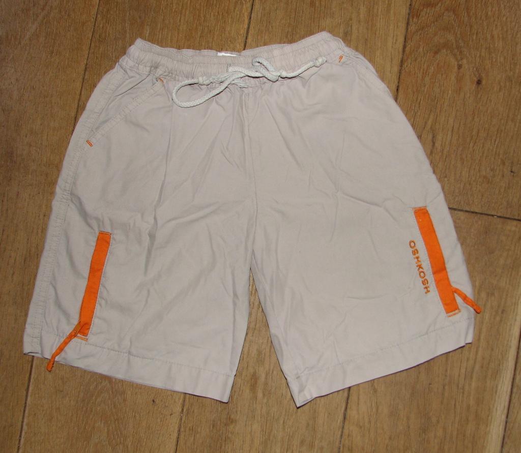 Korte broek van Oshkosh 80, Broekje, Ophalen of Verzenden, Zo goed als nieuw, Oshkosh