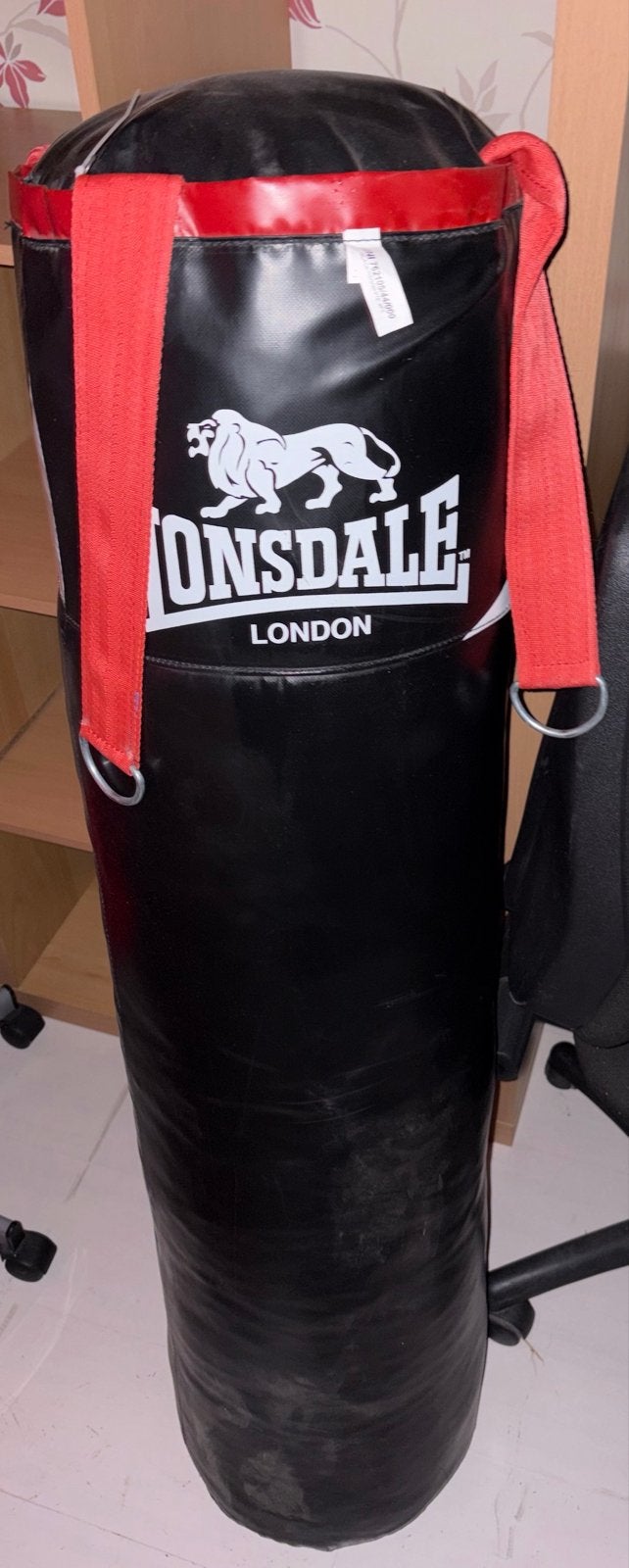 Lonsdale Bokszak en Bokshandschoenen Set, Sport en Fitness, Ophalen, Gebruikt, Bokszak