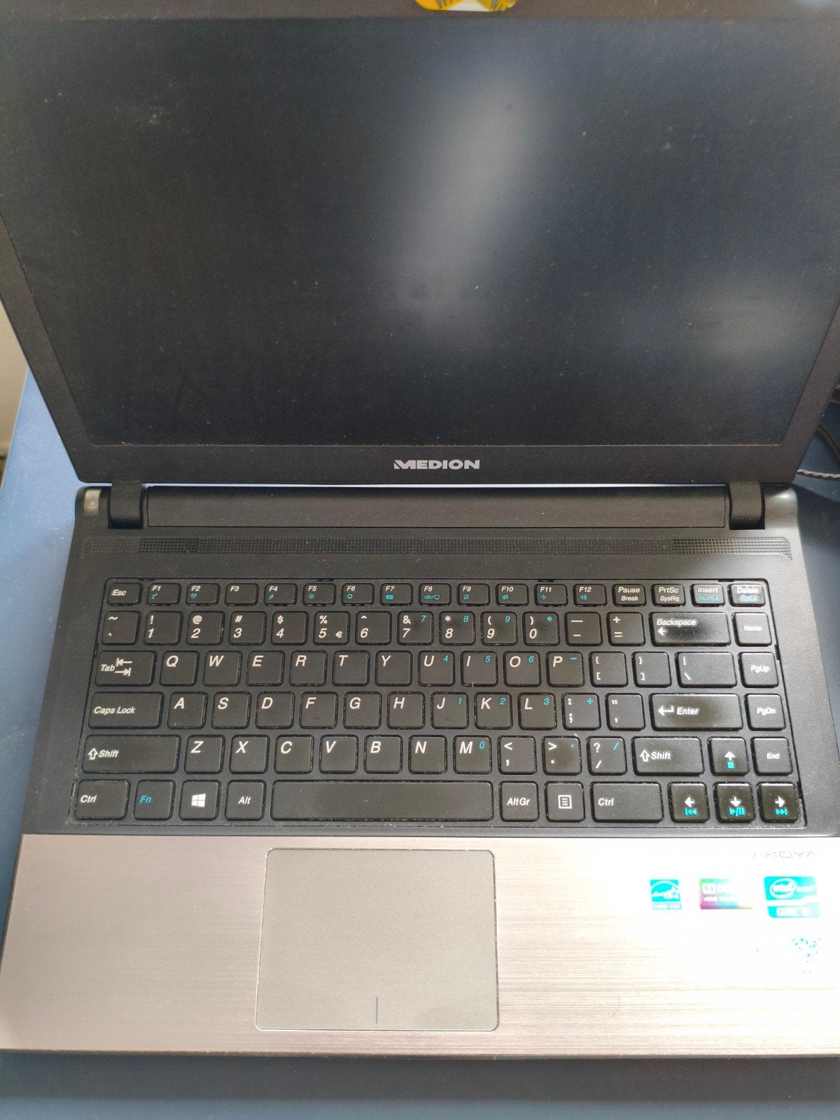 Medion Akoya MD99080 Ultrabook - Zonder HDD, met adapter, Computers en Software, Ophalen, Qwerty, 14 inch, Medion Akoya
