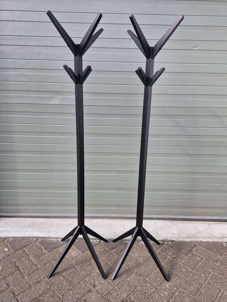 Zwarte kapstok, 6 beschikbaar, geschikt voor 8 jassen, Ophalen, VST, Zo goed als nieuw, Industriestraat 5