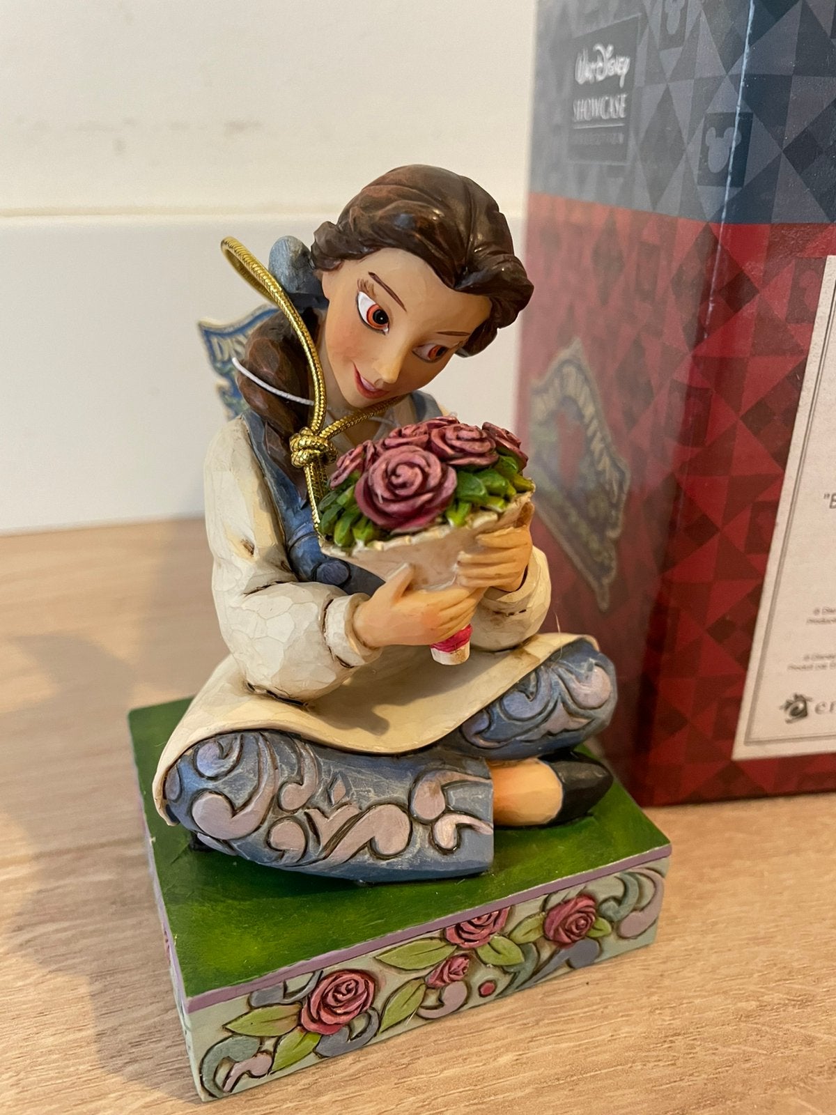 Disney traditions Jim shore  Beautifull Belle, Ophalen of Verzenden, Assepoester of Belle, Zo goed als nieuw, Beeldje of Figuurtje